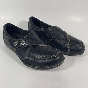 Clarks, size 6.5 Wide